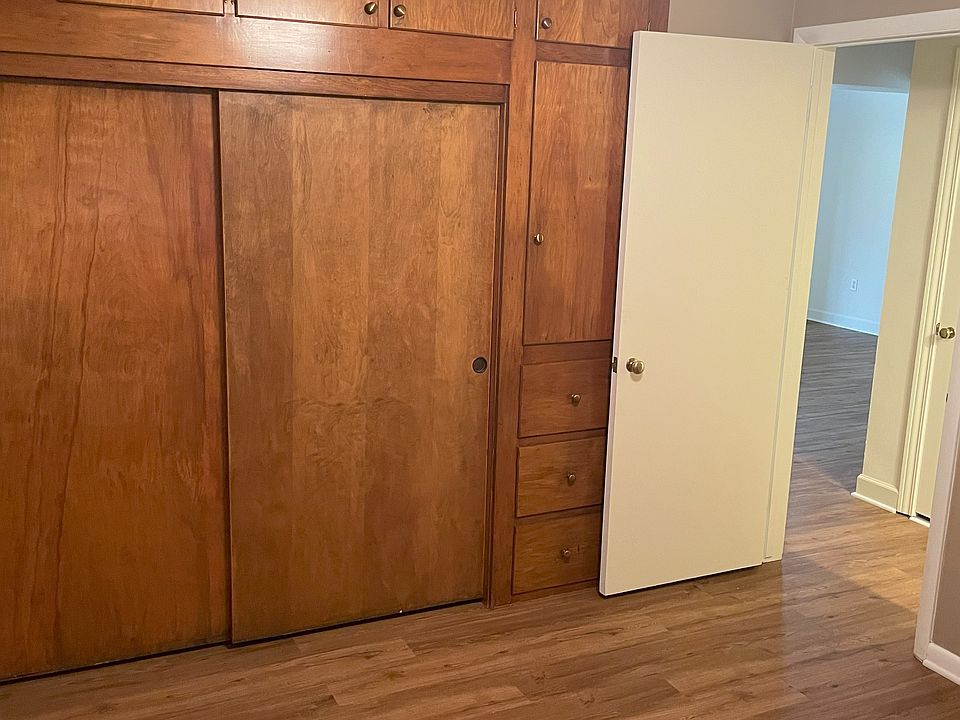 31125 W Huron River Dr, photo 9