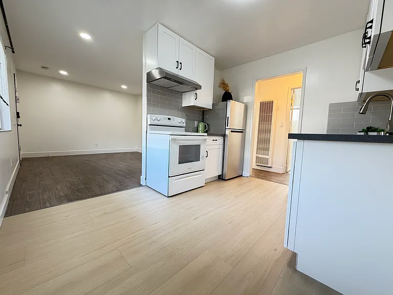 655 Moorpark Way #1B — Photo 6