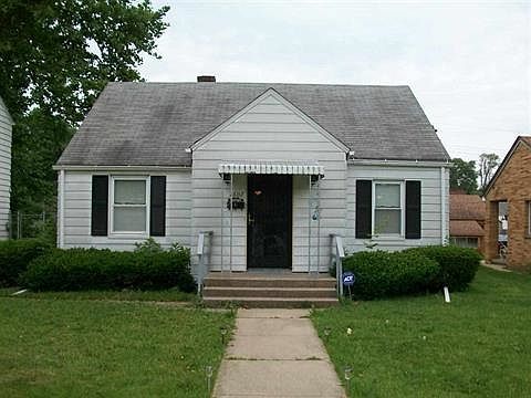 1st image of 1607 College St