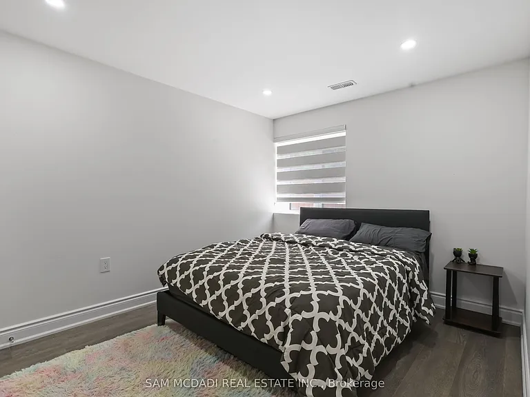 837 Magnolia Ter — Photo 10