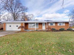 619 Eleanora Dr, Cuyahoga Falls, OH 44223