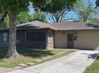 1611 Patrick St, Pasadena, TX 77506