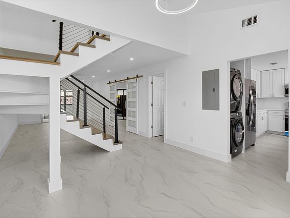 5th image of 16265 Avocado Way