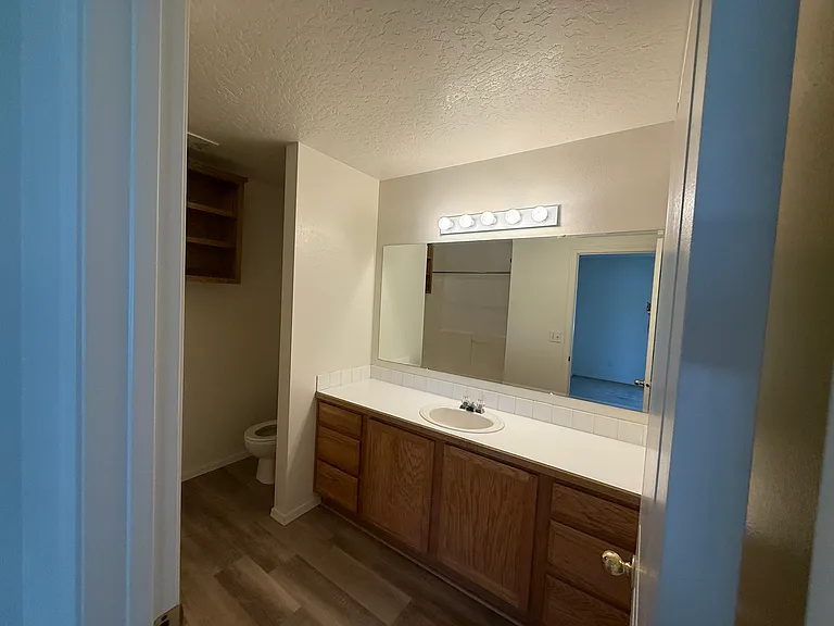3721 Pierre Ave — Photo 5
