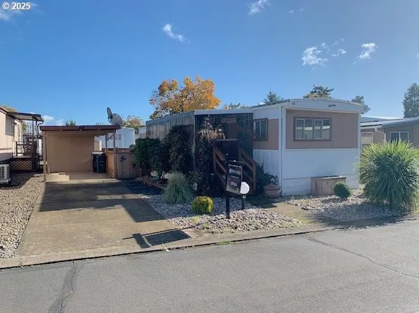 2150 Laura St Space 44, Springfield, OR 97477