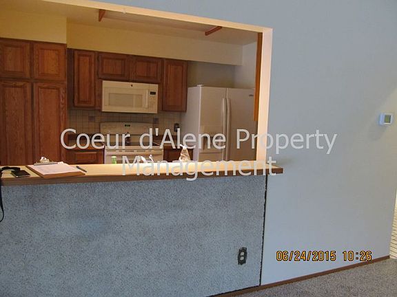 5th image of 212 E 1st Ave APT 10