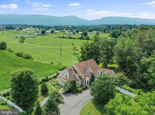 111 Chickadee Ct, Woodstock, VA
