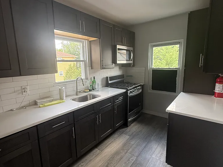 7 Llewellyn Ave #2 — Photo 7