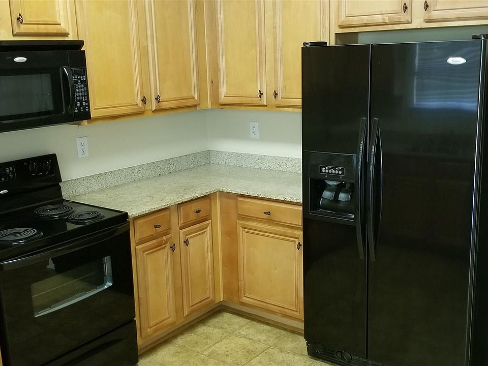 2nd image of 2859 Ridgeview Dr