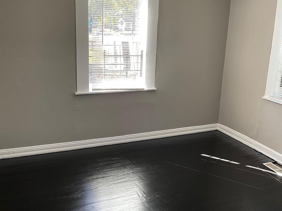 2nd image of 5115 Avenue P