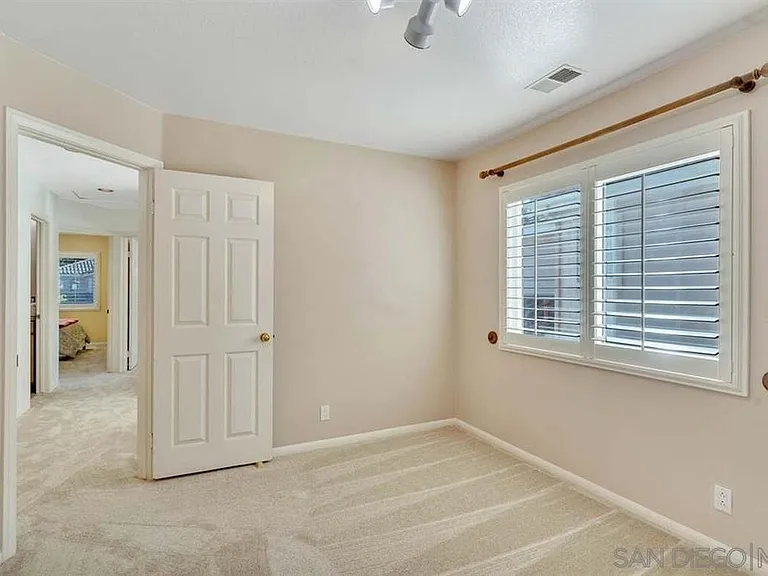 12574 Swan Canyon Pl — Photo 18