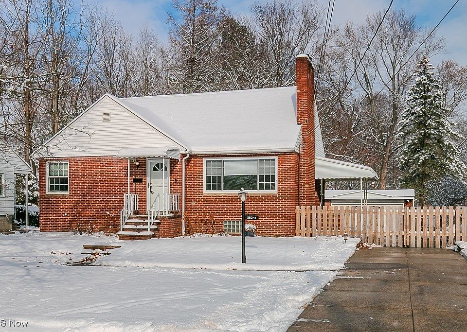 1st image of 38241 Roselawn Ave