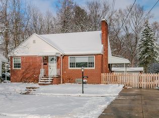 38241 Roselawn Ave, Willoughby, OH 44094