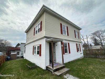 1 Taubert Ave, Pittsfield, MA, 01201
