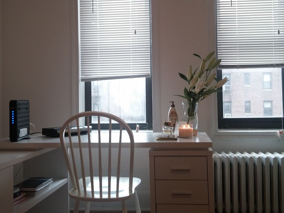 1st image of 370 W 58th St APT 4E