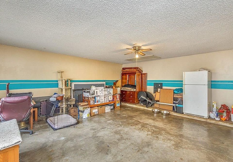1st image of 322 Leisurewoods Dr
