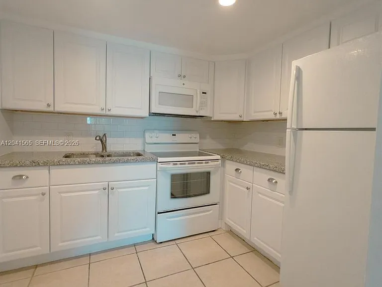 13335 Arch Creek Rd #5 — Photo 2