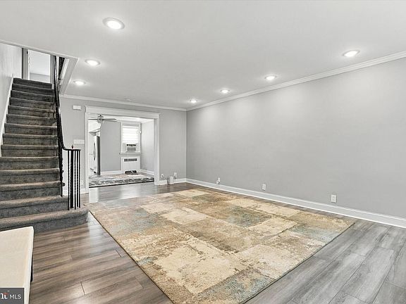 2nd image of 2484 N 77th Ave