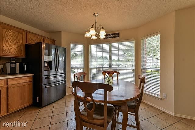 1st image of 542 Diamond Creek Dr