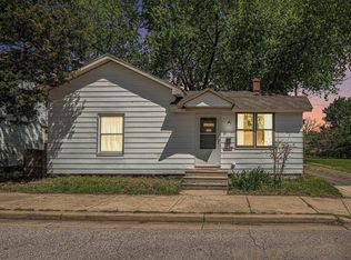 1114 Christyann St, Mishawaka, IN 46545