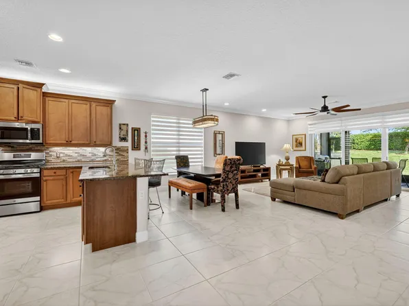 11870 SW Waterford Isle Way, Port St Lucie, FL 34987