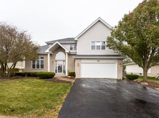 770 Churchill Dr, New Lenox, IL 60451