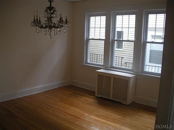 3rd image of 622 Midland Ave