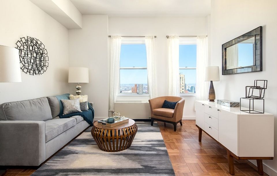 1st image of 20 Exchange Pl APT 2707