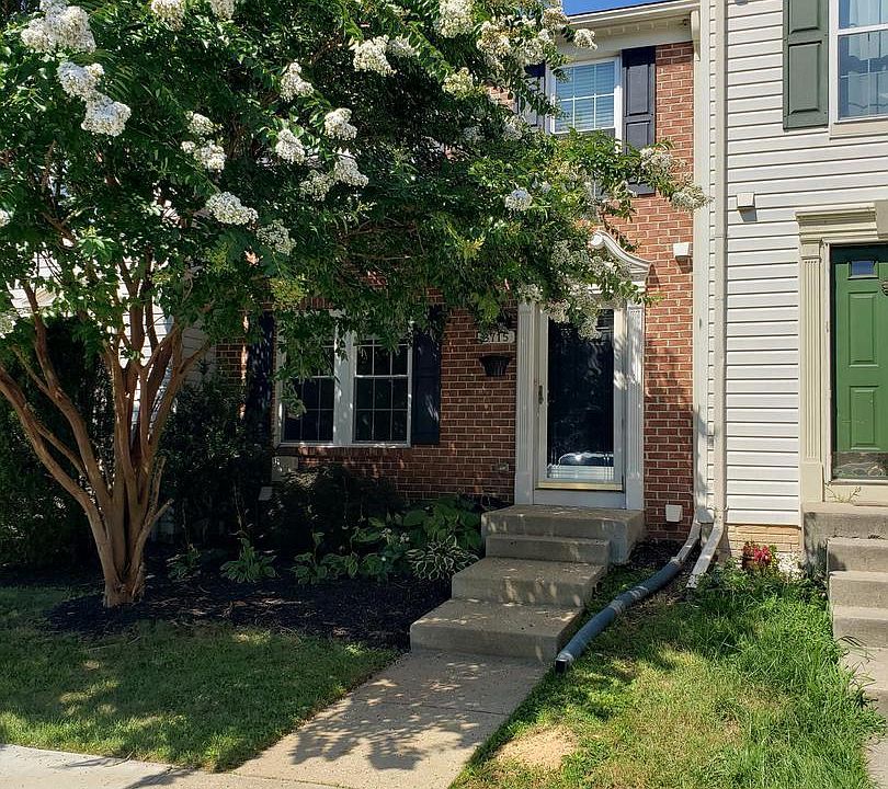 1st image of 2715 Hickory Knoll Ct