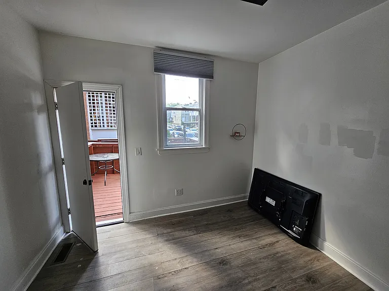 617 E Locust Ave #1 — Photo 14