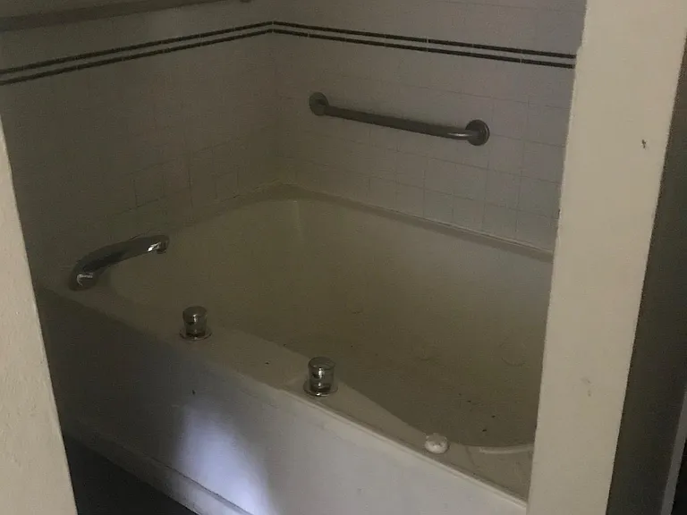5312 Packard St — Photo 3