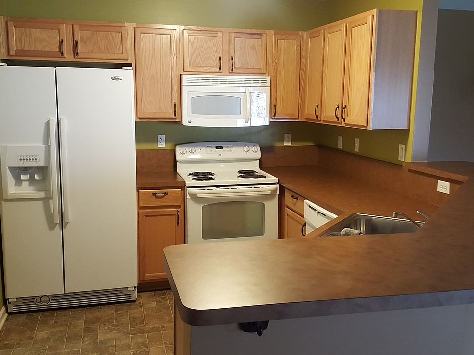 1st image of 28320 Adler Park Dr S