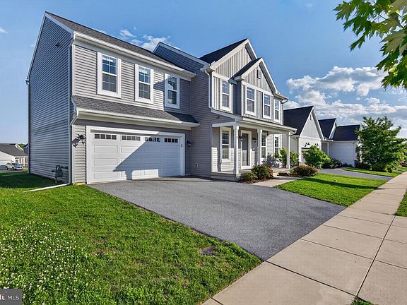 4th image of 218 Wright Dr