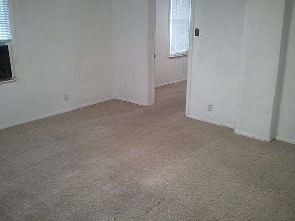 3rd image of 7303 Vermont Ave #1