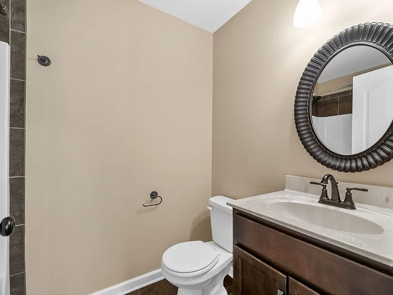 161 Center Pointe Dr — Photo 13