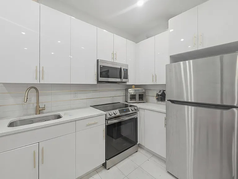 1338 Dekalb Ave #1 — Photo 1