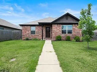 702 SW Willowpoint Rd, Bentonville, AR 72712