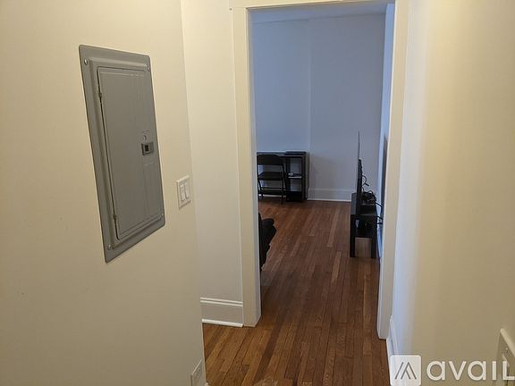 3rd image of 4847 N Kimball Ave APT 1G