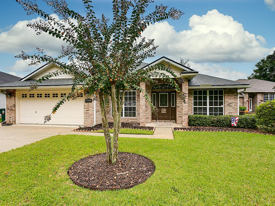1st image of 11918 Collins Creek Dr