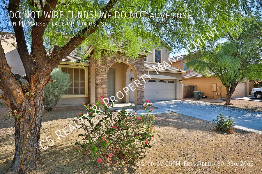 Beautiful 4 Bedroom Home in Casa Grande — Photo 1