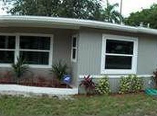 1366 Burtwood Dr, Fort Myers, FL 33901