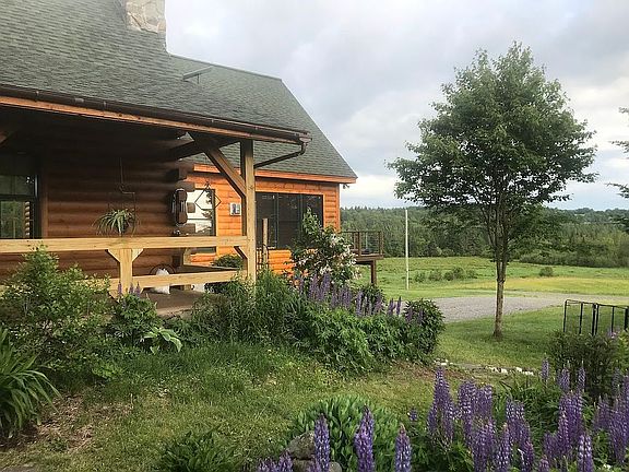 5th image of 130 Old Barn Rd