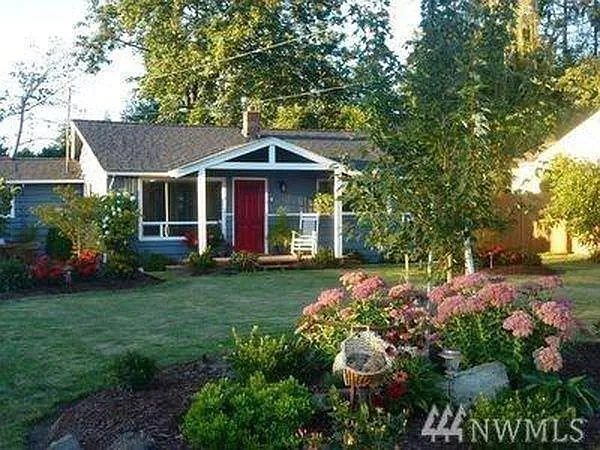 1517 148th Pl SW — Photo 1