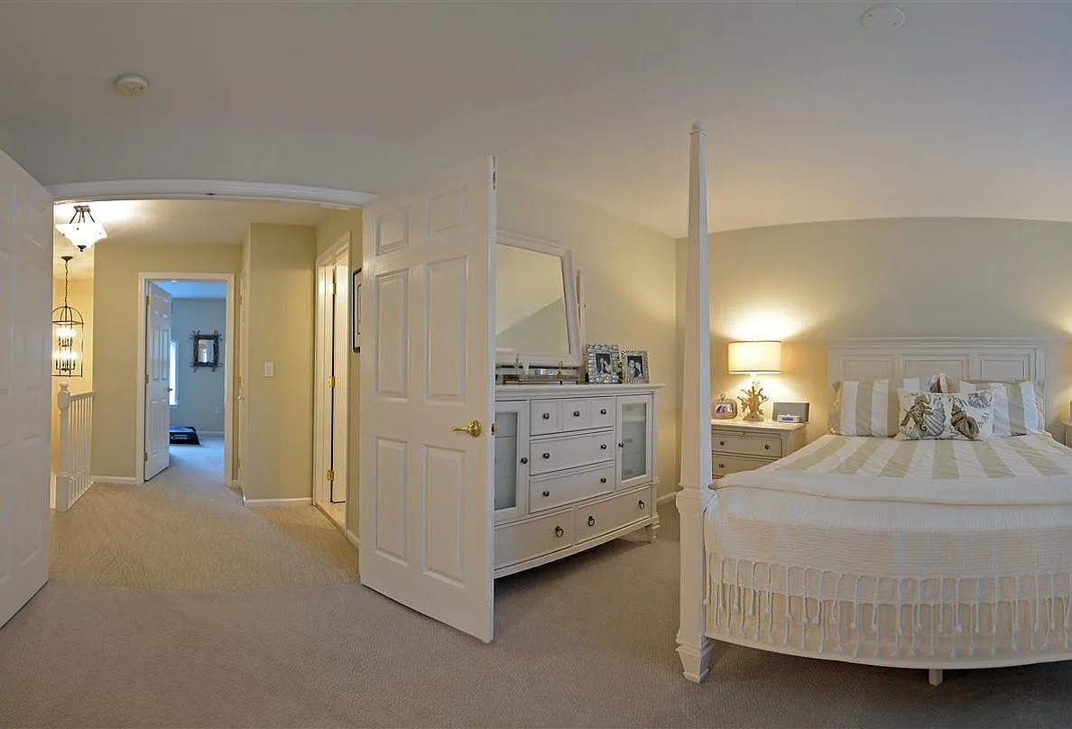3 bed, 2.5 bath, 1906 sqft, $3,900 — Photo 4