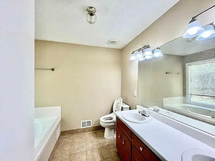 384 McKees Rock Ln — Photo 12