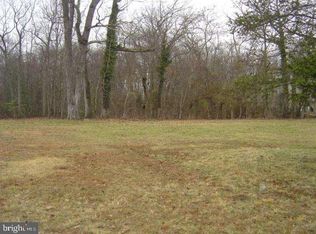 930 Aura Rd, Monroeville, NJ 08343