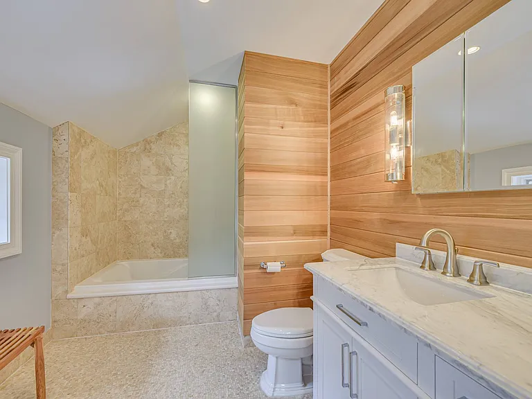 68 Wainscott Northwest Rd — Photo 23