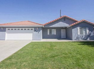 898 Greenfield Dr, Porterville, CA 93257