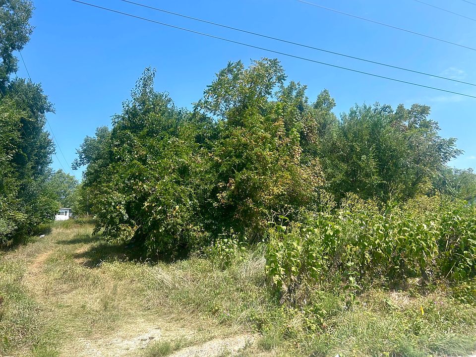 2nd image of 1206 Martin Avenue