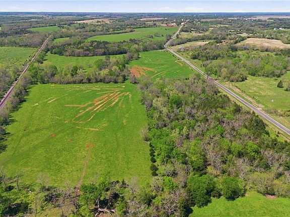 2nd image of 5 County Road 1077